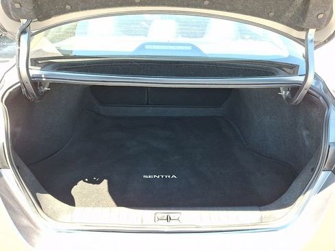 Used 2025 Nissan Sentra S FWD image 22