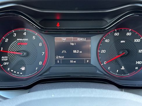 New 2026 Chevrolet Trax RS w/ Sunroof Package FWD image 22