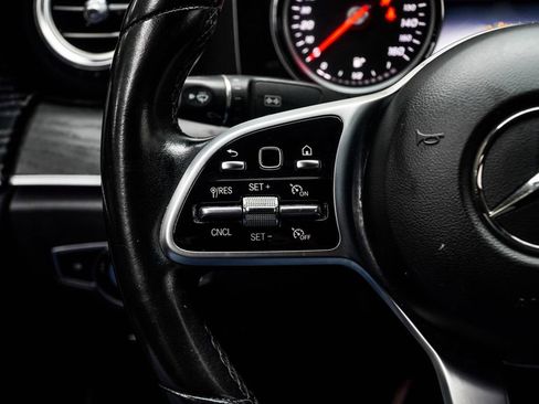 Used 2019 Mercedes-Benz E 300 image 30