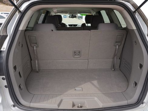 Used 2015 Chevrolet Traverse LS image 27