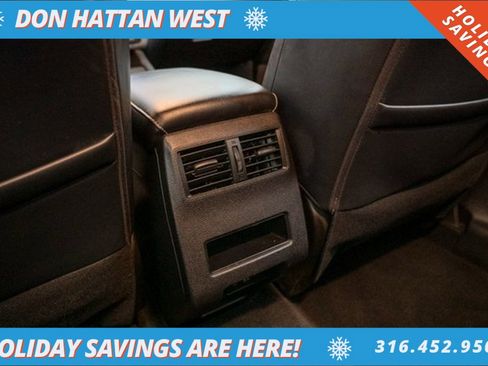 Used 2022 Mitsubishi Outlander SE image 21