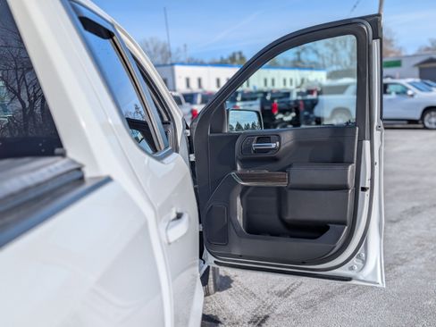 Used 2020 Chevrolet Silverado 1500 LT image 36