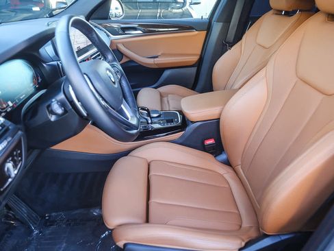 Used 2023 BMW X4 xDrive30i w/ Convenience Package image 14