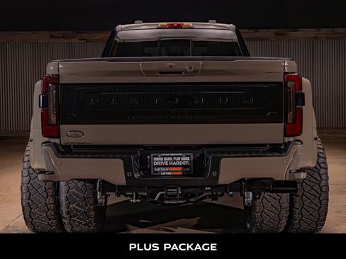 Used 2026 Ford F450 Platinum w/ Platinum Plus Package AWD/4WD image 8