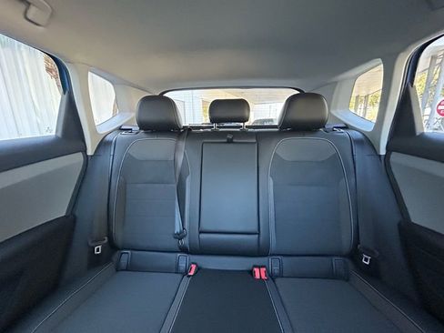 Certified 2023 Volkswagen Taos SE image 13