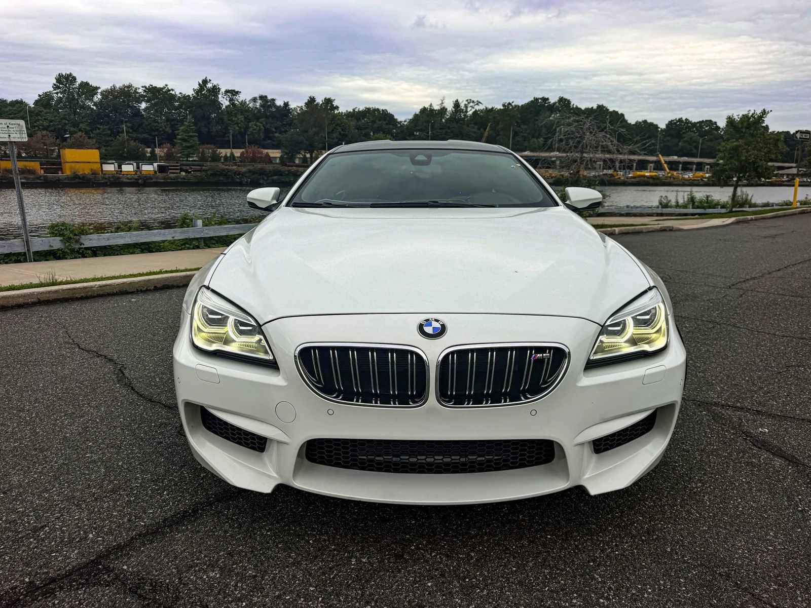 Used 2016 BMW M6 Gran Coupe RWD image 2