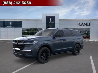 New 2026 Lincoln Navigator Reserve w/ Jet Appearance Package