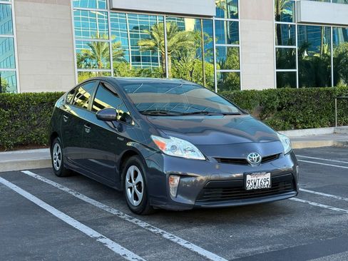 Used 2012 Toyota Prius Three FWD image 7