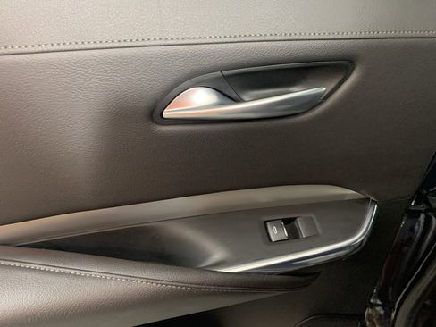 Used 2023 Cadillac XT4 Premium Luxury image 31