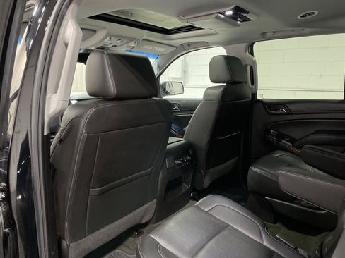 Used 2018 Chevrolet Tahoe Premier AWD/4WD image 13