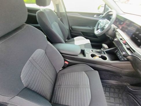 Used 2026 Kia K5 LXS FWD image 17