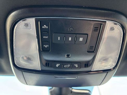 Certified 2025 Dodge Durango GT AWD/4WD image 28