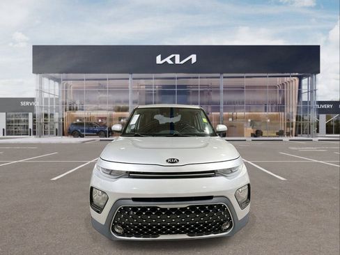 Used 2021 Kia Soul EX image 3
