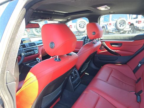 Used 2018 BMW 440i Gran Coupe xDrive image 17