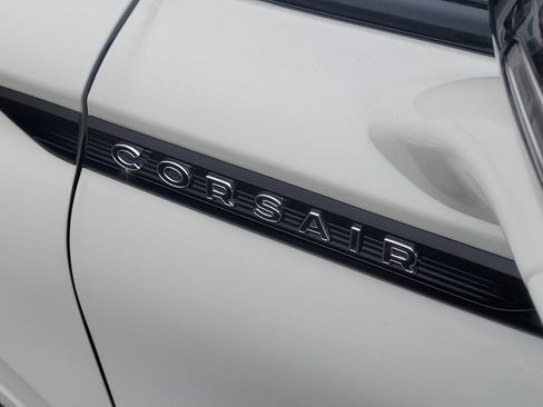 New 2026 Lincoln Corsair Premiere image 7