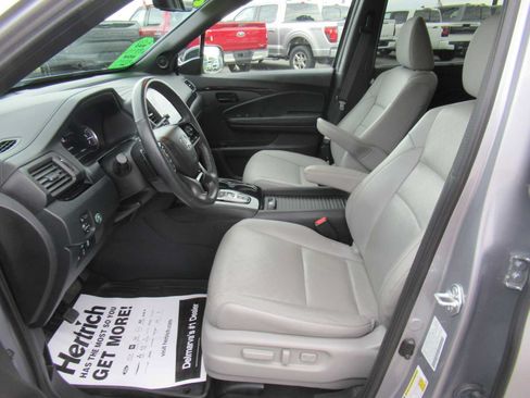 Used 2022 Honda Passport Elite image 14