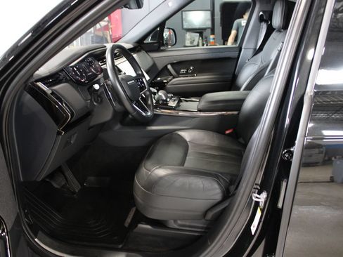 Used 2023 Land Rover Range Rover Sport SE AWD/4WD image 6