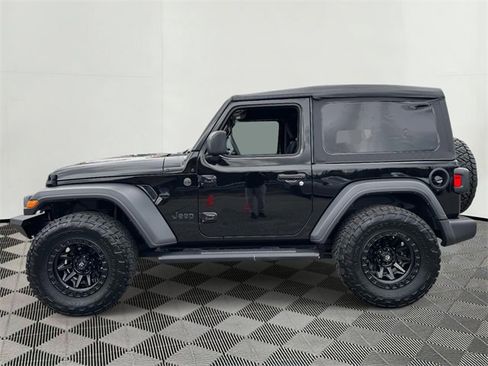 Used 2023 Jeep Wrangler Sport S image 11