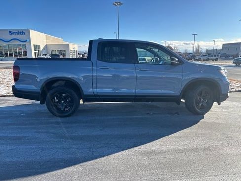 Used 2022 Honda Ridgeline Black Edition image 2