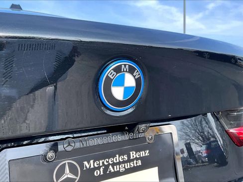 Used 2024 BMW 330e w/ Convenience Package image 10