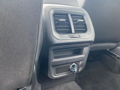 Used 2024 Volkswagen Tiguan S image 17