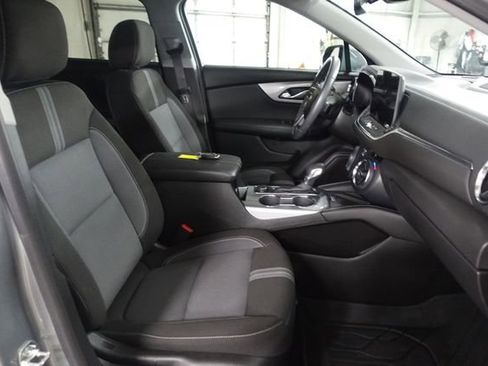 Used 2024 Chevrolet Blazer LT w/ Convenience Package FWD image 26