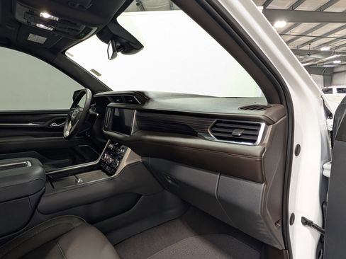 Used 2023 GMC Yukon XL Denali image 26