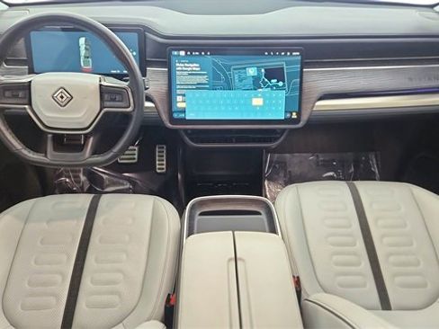 Used 2023 Rivian R1T Adventure image 21