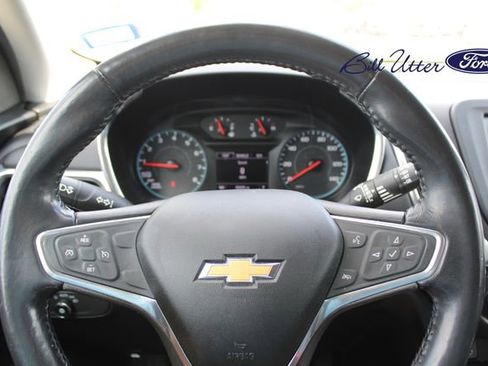 Used 2018 Chevrolet Equinox LT image 10