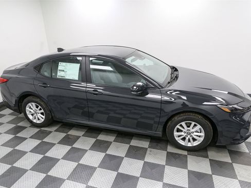 New 2026 Toyota Camry LE AWD/4WD image 5
