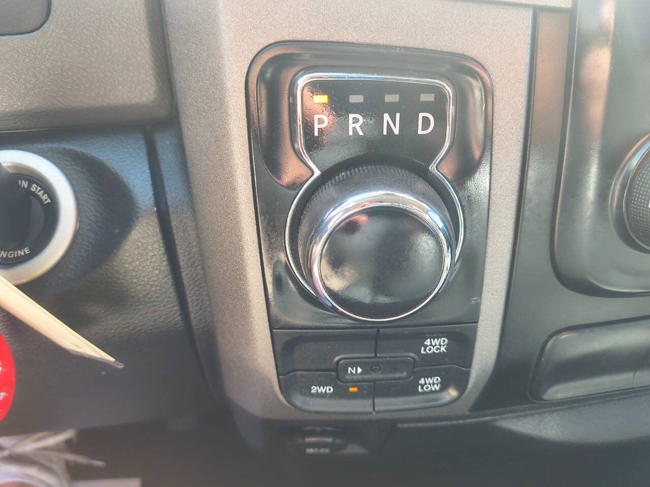 Used 2015 RAM 1500 Express AWD/4WD image 23