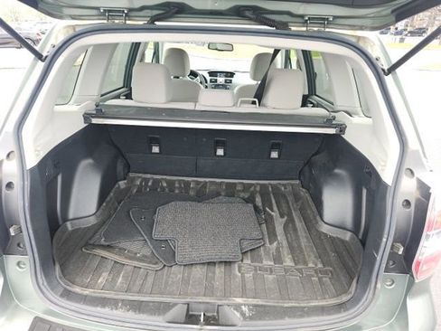 Used 2015 Subaru Forester 2.5i Premium image 11