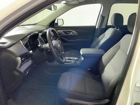 Used 2020 Chevrolet Traverse LT FWD image 14