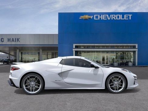 New 2026 Chevrolet Corvette Z06 w/ Chrome Exterior Badge Package RWD image 5