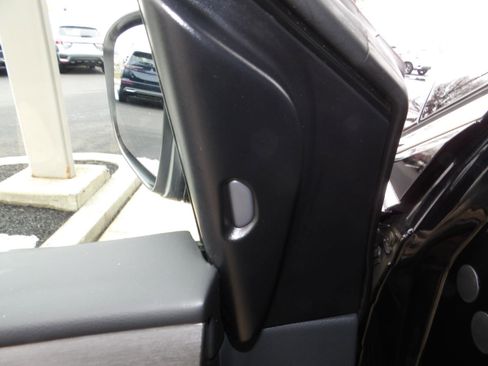 Certified 2023 Nissan Murano SV w/ SV Midnight Edition Package image 23