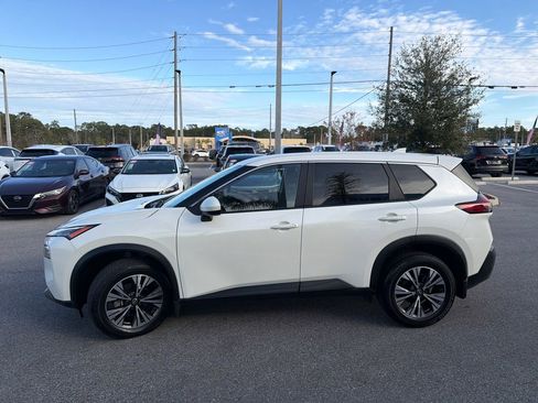 Certified 2023 Nissan Rogue SV image 5