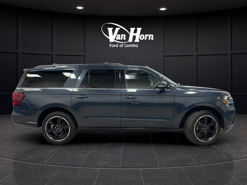 Used 2023 Ford Expedition Max Limited AWD/4WD image 8