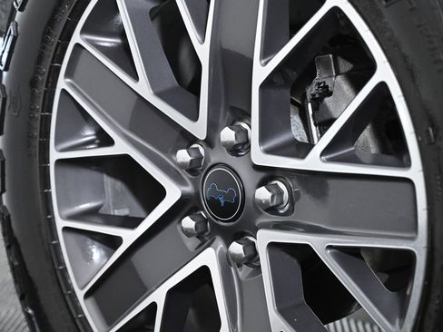 Used 2024 Jeep Wrangler High Altitude image 37