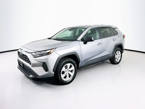 Used 2024 Toyota RAV4 LE image 3