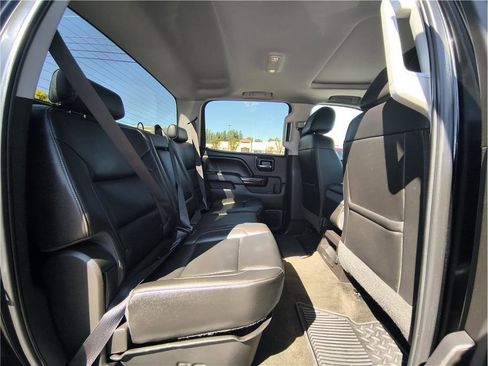 Used 2016 GMC Sierra 2500 SLT w/ Duramax Plus Package image 14