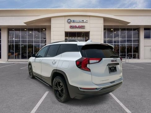 Certified 2022 GMC Terrain AT4 w/ Infotainment Package II AWD/4WD image 11