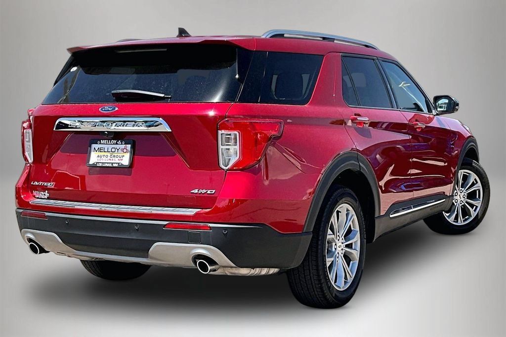 Used 2022 Ford Explorer Limited w/ Equipment Group 301A AWD/4WD image 6