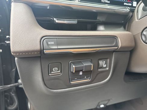 Used 2021 Cadillac Escalade Sport image 19