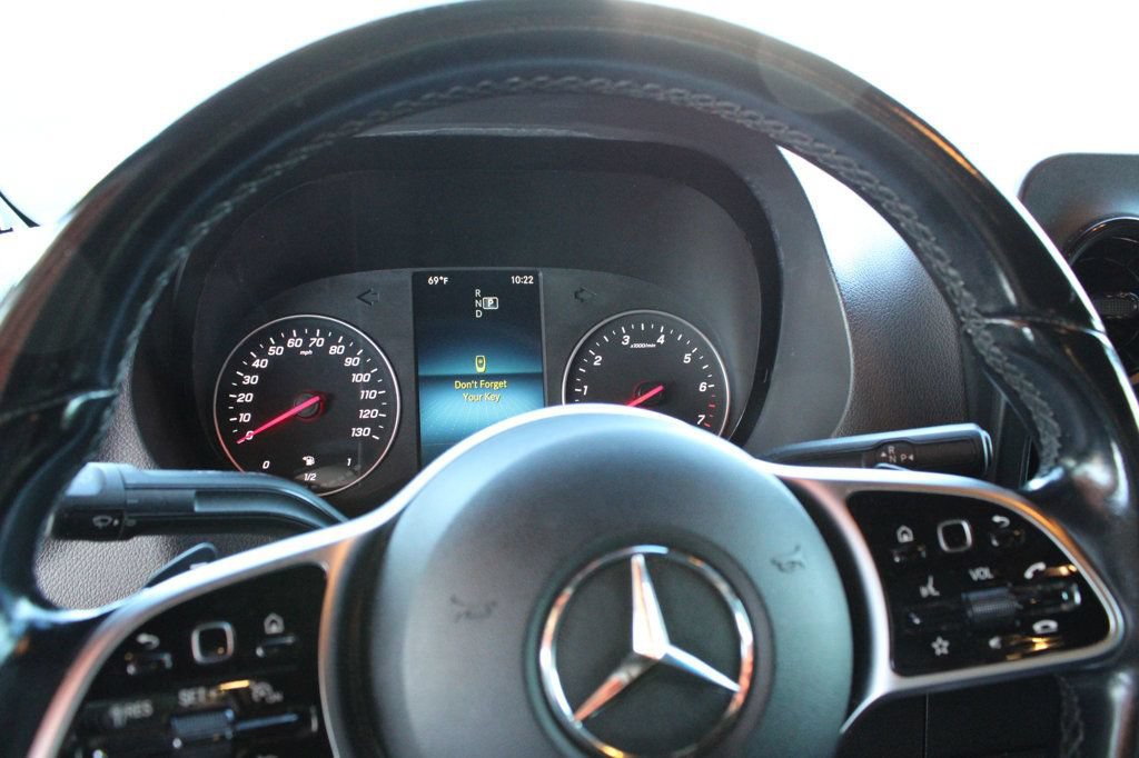 Used 2022 Mercedes-Benz Sprinter 2500 image 11