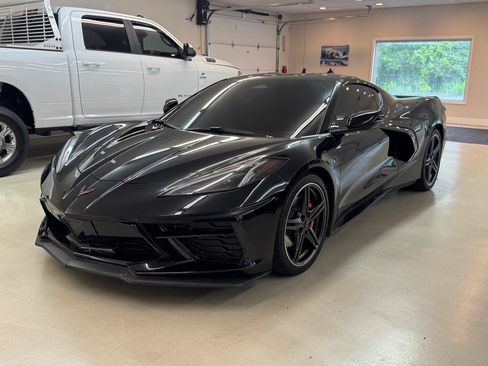 Used 2025 Chevrolet Corvette Stingray Coupe w/ Battery Protection Package RWD image 1