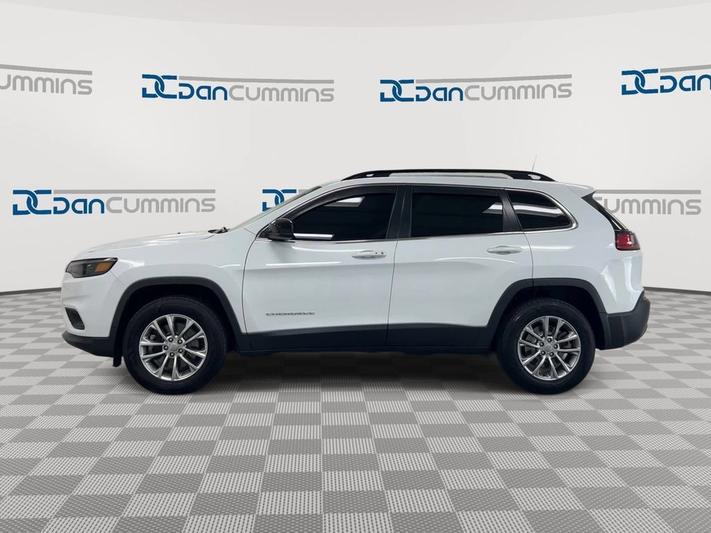 Used 2022 Jeep Cherokee Latitude Lux w/ Sun & Sound Group AWD/4WD image 5