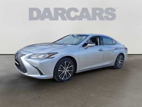 Used 2023 Lexus ES 350 w/ Premium Package image 3