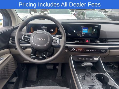 New 2026 Kia Carnival LX FWD image 2