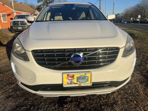 Used 2016 Volvo XC60 T5 Premier w/ Proximity Package image 10
