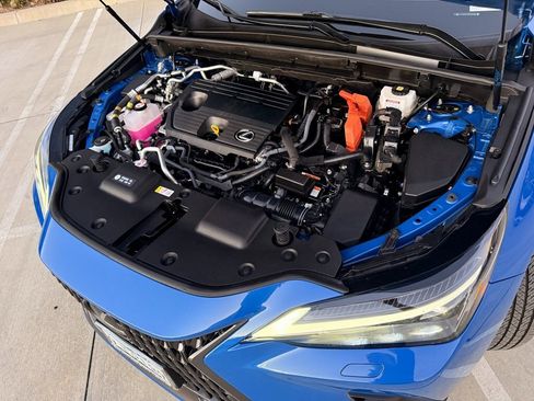 Used 2024 Lexus NX 450h+ AWD w/ Luxury Package image 5